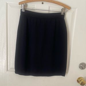 St. John Basics Black Santana Knit Waist Skirt Size 6